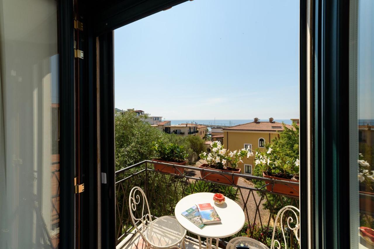 La Casa Di Paolo Casa Di Charme Hotel Marina di Camerota Luaran gambar